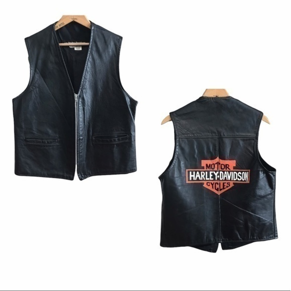 Vintage AMF Harley Davidson Motorcycle Black Leather Vest Painted Logo 40